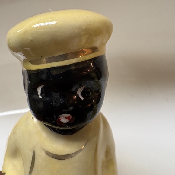 Vintage 1940s Black Americana Mammy and Pappy Chef Salt & Pepper Set - Picture 2 of 10